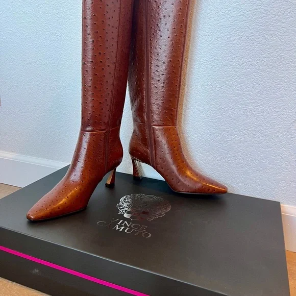 NWT Vince Camuto Sutton Boot, NC - Picture 3 of 7